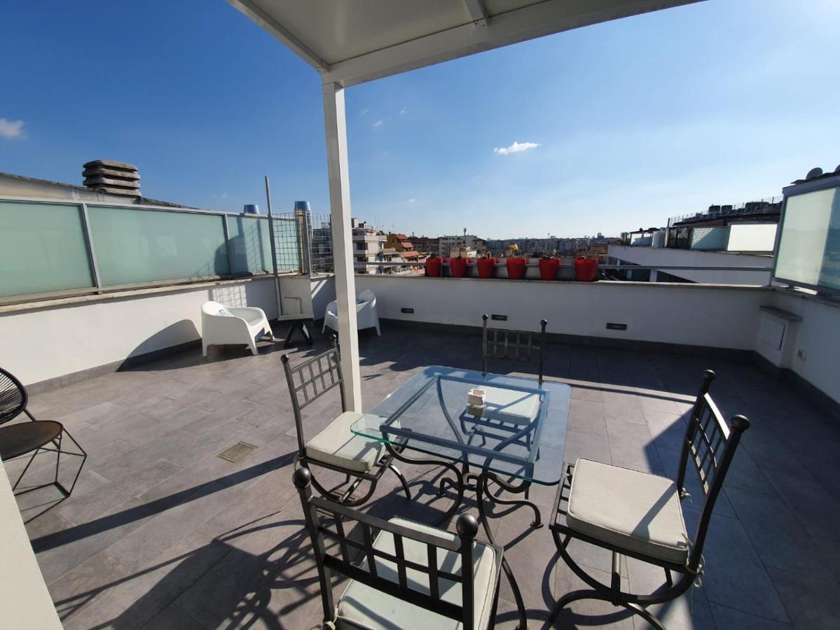 Penthouse 41 In Trastevere With Big Terrace Rom Exterior foto