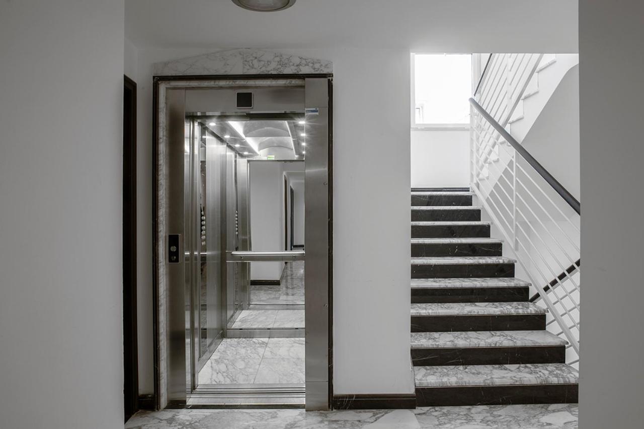 Penthouse 41 In Trastevere With Big Terrace Rom Exterior foto